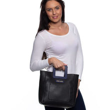 Load image into Gallery viewer, Pierre Cardin Debbie - Black
