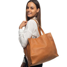 Load image into Gallery viewer, Kurgan Kenani TulbaghTote Bag - Tan
