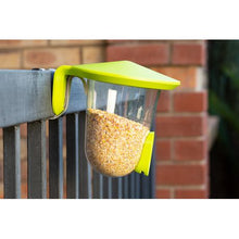 Load image into Gallery viewer, Singing Friend Bird Feeder - Green
