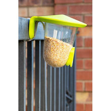 Load image into Gallery viewer, Singing Friend Bird Feeder - Green
