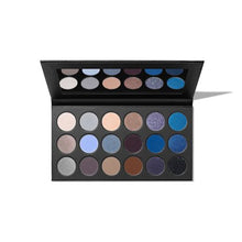 Load image into Gallery viewer, Morphe - 18A Blue Ya Away Artistry Palette
