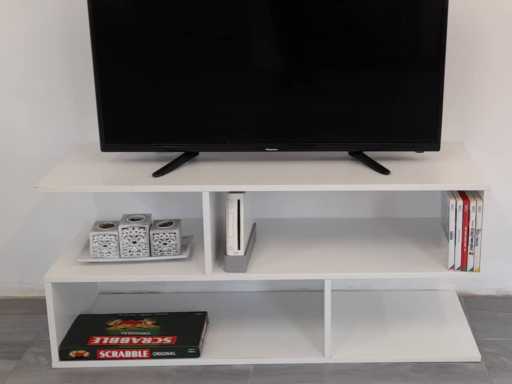 Melamine Z White Compact TV Stand