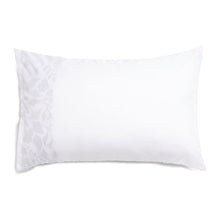 Load image into Gallery viewer, George &amp; Mason - Textured Leaves Pillowcase - Set of 2
