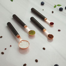 Load image into Gallery viewer, Hestia Measuring Spoon Set - Rose Gold/Wood
