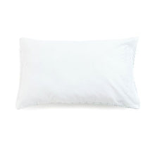 Load image into Gallery viewer, George &amp; Mason - Modern Deco Fauna Pillowcase - Set of 2
