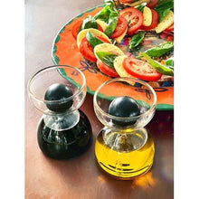 Load image into Gallery viewer, Oil &amp; Vinegar dispenser set / Pipettes with rubber squeeze bulb
