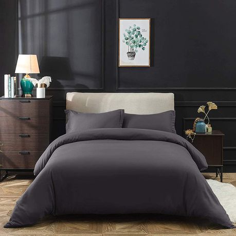 Wrinkle Resistant Luxury Hotel Duvet Cover Set: King Dark Grey