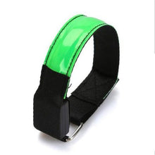 Load image into Gallery viewer, LED Reflective Armband - Green
