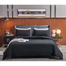 Load image into Gallery viewer, Wrinkle Resistant Egyptian Comfort: Luxury Duvet Cover Set Super King Black
