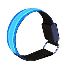 Load image into Gallery viewer, LED Reflective Armband - Blue
