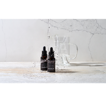 Load image into Gallery viewer, 1,5% Hyaluronic Acid Serum for Dry Skin and Anti-Ageing | standard beauty
