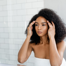 Load image into Gallery viewer, Hyaluronic Acid + Vitamin C + Retinol Serum Kit for all skin types
