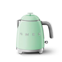 Load image into Gallery viewer, Smeg-retro mini kettle-Pastel Green
