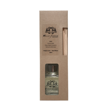Load image into Gallery viewer, Mount Farrow - Fragrance reed diffuser set - Pure 200ml
