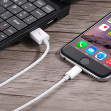 Load image into Gallery viewer, TechCollective iPhone SyncCharging Cable 1m - White - 5 Pack
