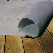 Load image into Gallery viewer, Authentic Nguni Cow Hide  - Ufukufuku
