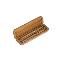 Load image into Gallery viewer, Overbowered Pen Set and Case - Maple
