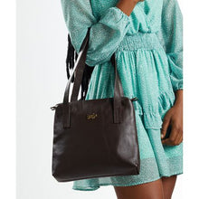 Load image into Gallery viewer, Brad Scott The Clea leather sling
