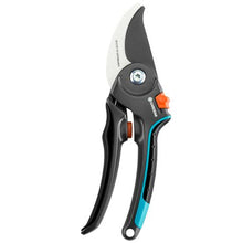 Load image into Gallery viewer, GARDENA Secateurs Bypass - 24mm
