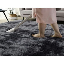 Load image into Gallery viewer, Black &amp; Grey Fluffy Shaggy (200cmx150)

