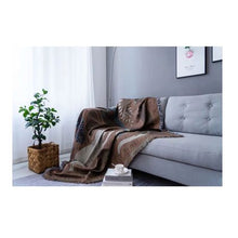 Load image into Gallery viewer, Double-side Woven Throw Blanket Sofa Cover - Cats
