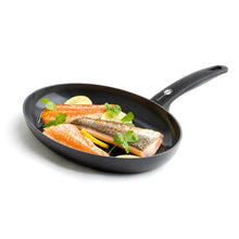 Load image into Gallery viewer, Cambridge Fishpan 32,3Cm x 22,3Cm
