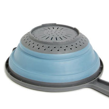 Load image into Gallery viewer, George &amp; Mason - 23cm Foldable Strainer
