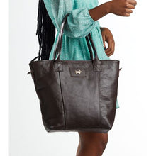Load image into Gallery viewer, Brad Scott The Taytay leather tote
