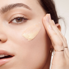 Load image into Gallery viewer, Bobbi Brown Primed for Winter Vitamin Enriched Set
