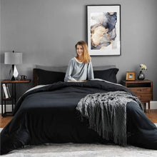 Load image into Gallery viewer, Wrinkle Resistant Egyptian Comfort: Luxury Duvet Cover Set Super King Black
