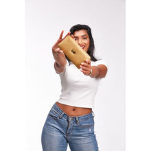 Load image into Gallery viewer, Brad Scott Coco purse
