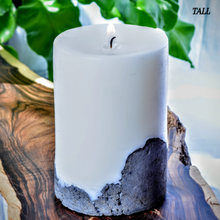 Load image into Gallery viewer, Citronella Luxury Candle – Tall
