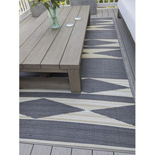 Load image into Gallery viewer, Fab Habitat Outdoor / Indoor Rug Cairo Natural &amp; Black
